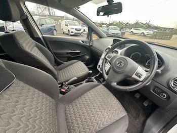 Used Vauxhall Corsa 2013 for sale - 77585963: Photo