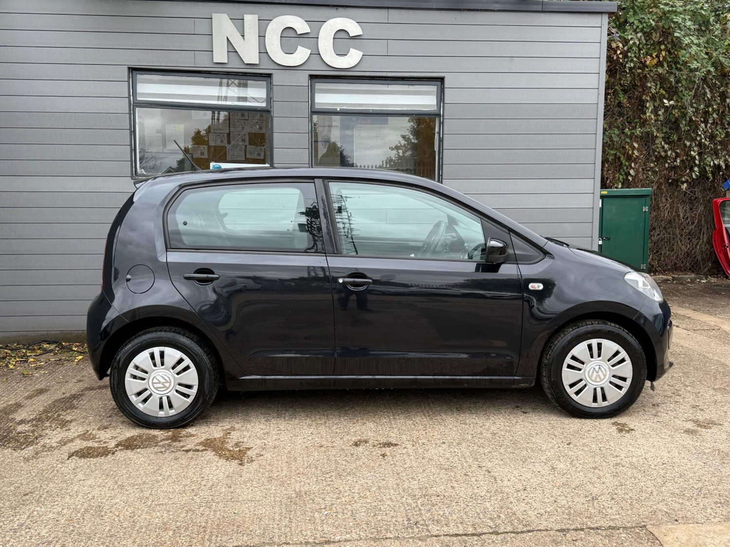 Used Volkswagen up! 2013 for sale - 76121579: Photo 14