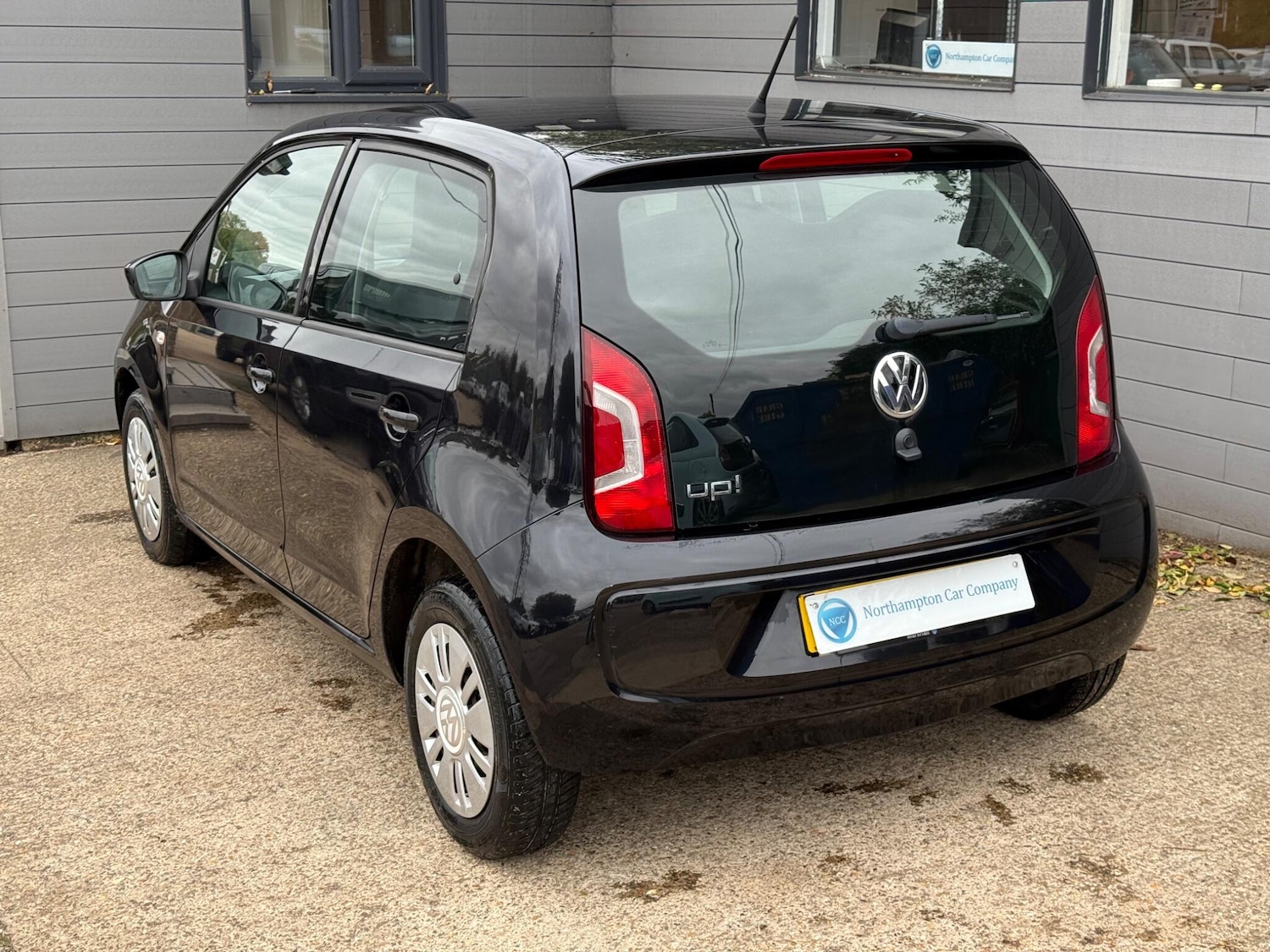 Used Volkswagen up! 2013 for sale - 76121579: Photo 4