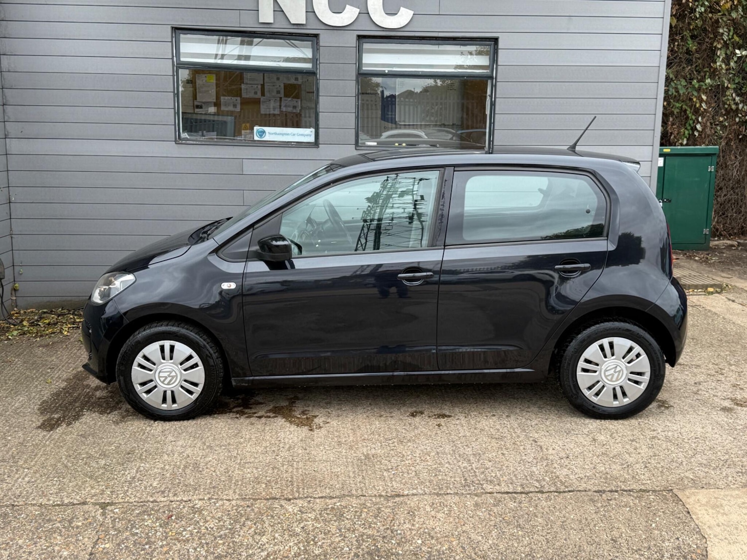 Used Volkswagen up! 2013 for sale - 76121579: Photo 9