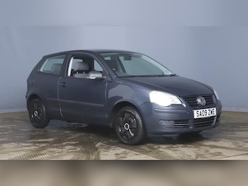 Used Volkswagen Polo 2009 for sale - 76918499: Photo