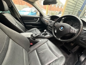 Used BMW 3 Series 2010 for sale - 76153215: Photo