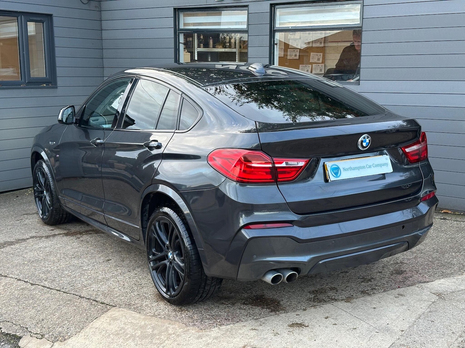 Used BMW X4 2016 for sale - 76269780: Photo 2
