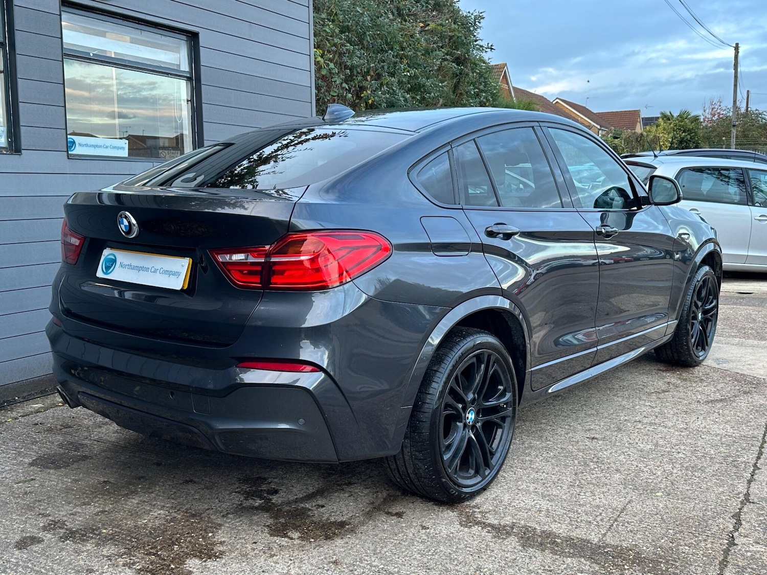 Used BMW X4 2016 for sale - 76269780: Photo 8