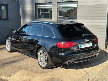 Used Audi A4 Avant 2010 for sale - 79452509: Photo