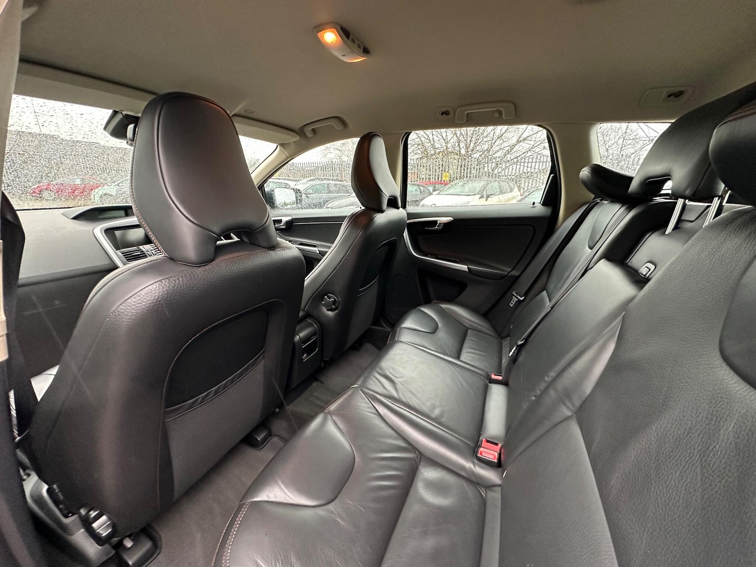 Used Volvo XC60 2009 for sale - 77097960: Photo 26