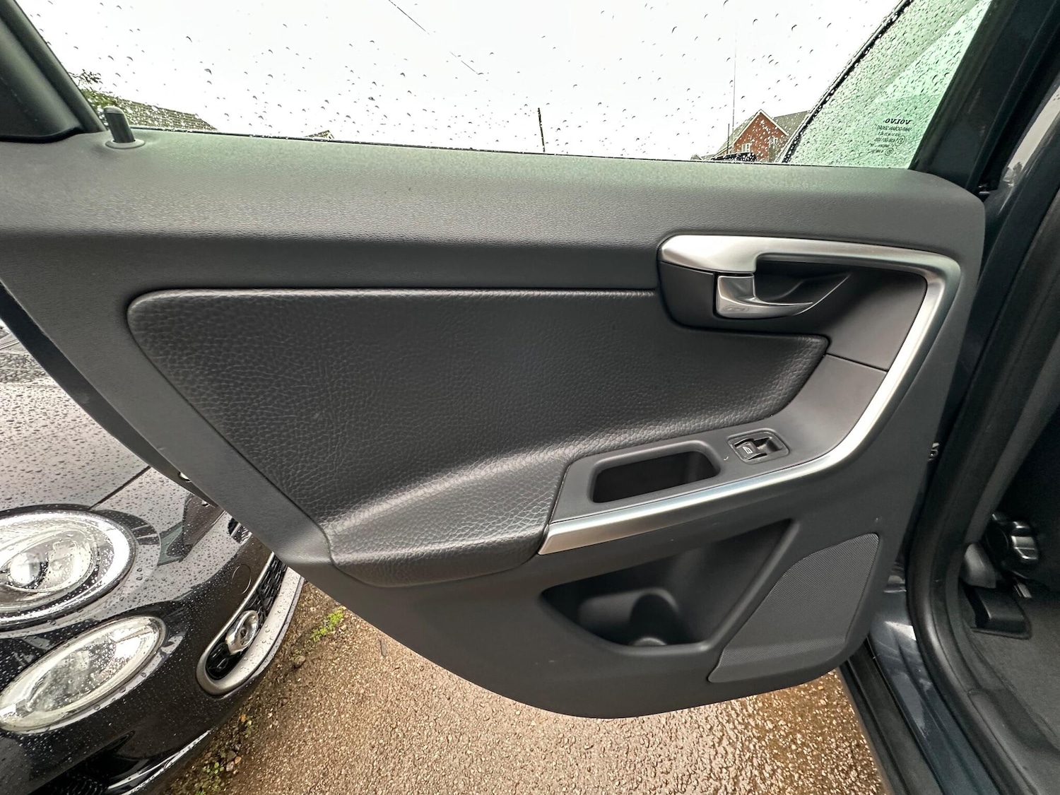 Used Volvo XC60 2009 for sale - 77097960: Photo 30