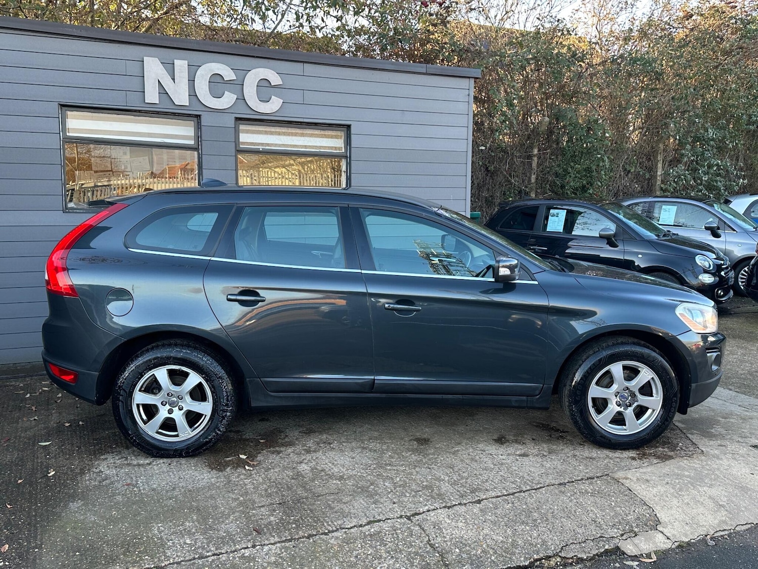 Used Volvo XC60 2009 for sale - 77097960: Photo 6