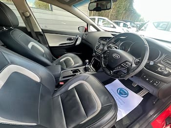Used Kia Ceed 2015 for sale - 79725885: Photo