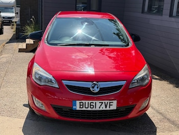 Used Vauxhall Astra 2011 for sale - 79224394: Photo