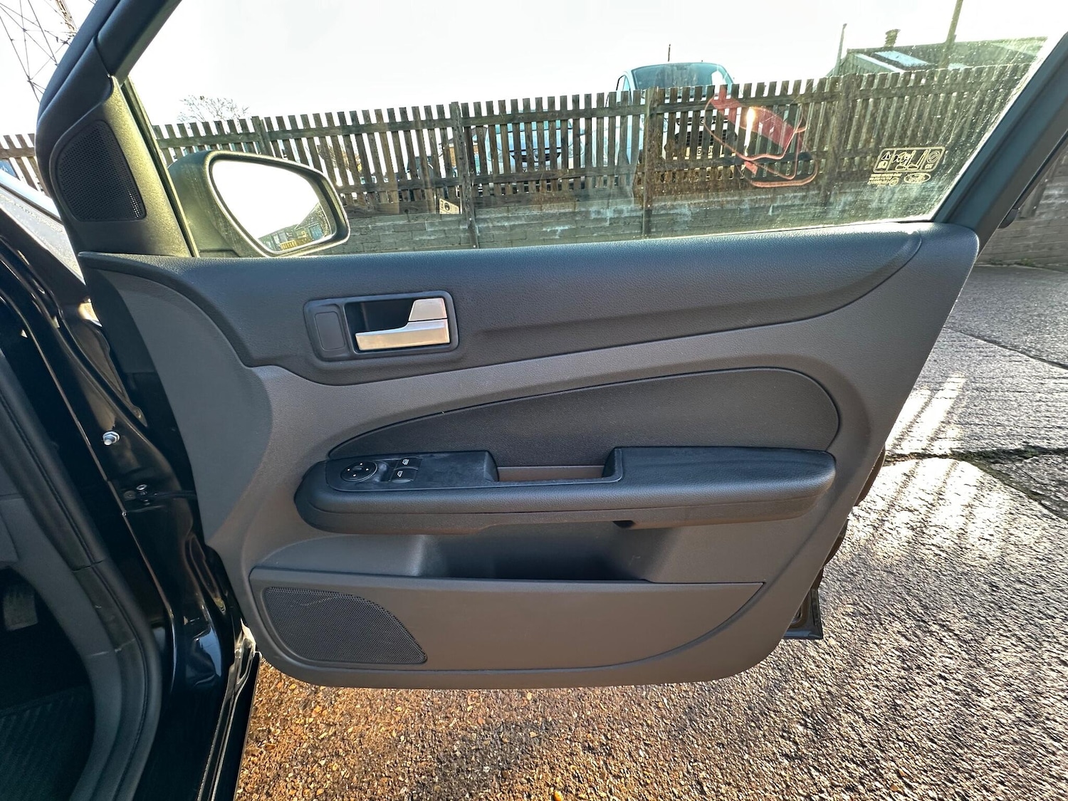 Used Ford Focus 2006 for sale - 76898694: Photo 28