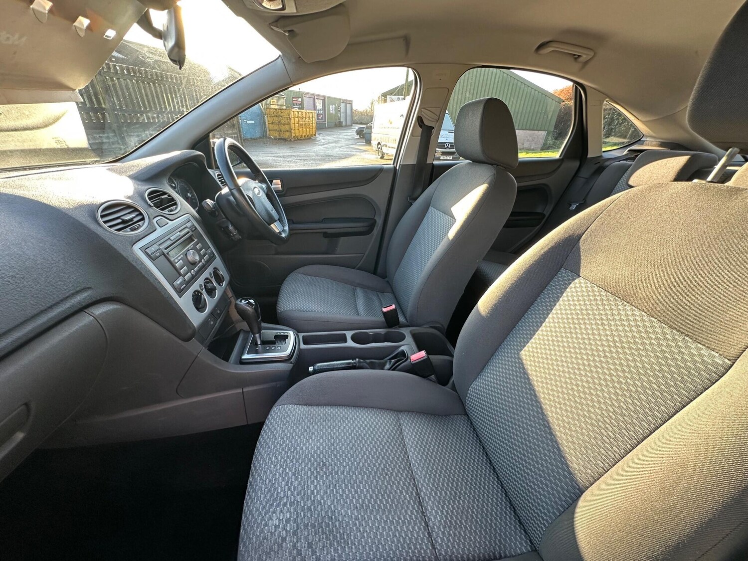 Used Ford Focus 2006 for sale - 76898694: Photo 31