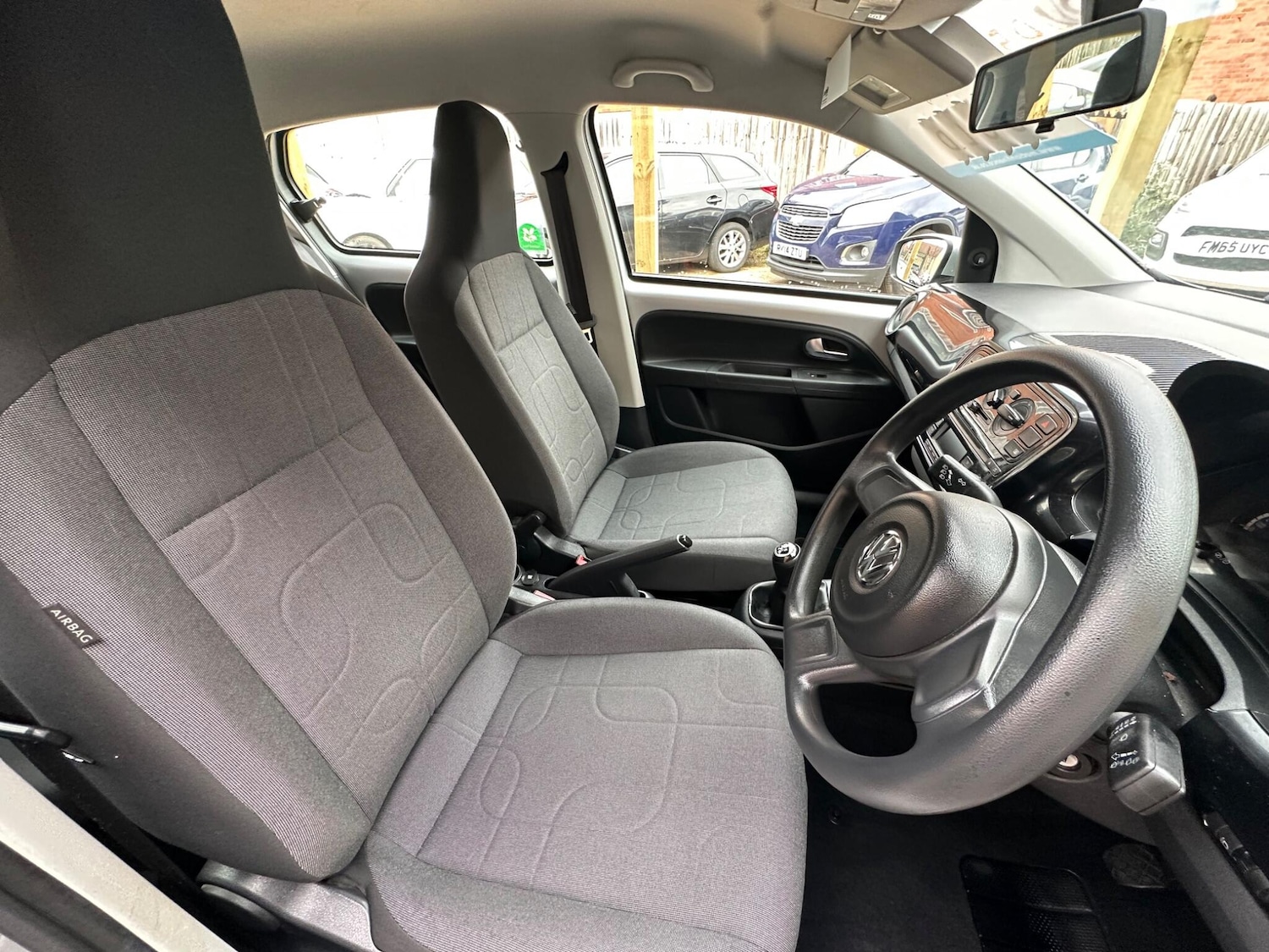 Used Volkswagen up! 2014 for sale - 75926902: Photo 22