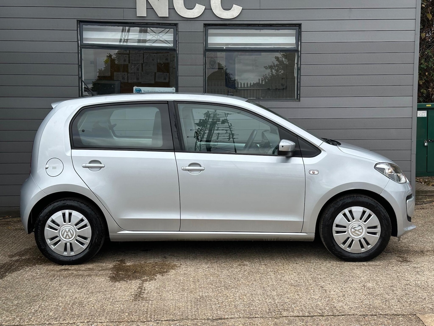 Used Volkswagen up! 2014 for sale - 75926902: Photo 7