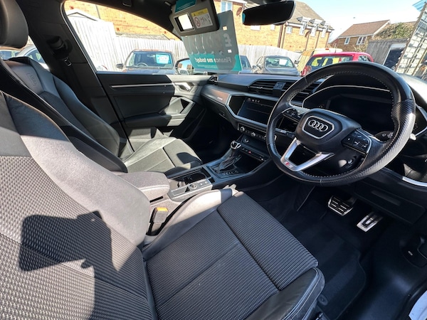 Used Audi Q3 2020 for sale - 75458755: Photo 3
