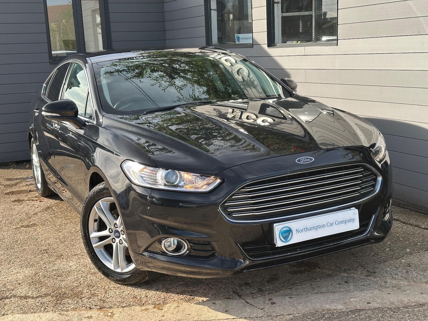 Used Ford Mondeo 2015 for sale - 76199958: Photo 4