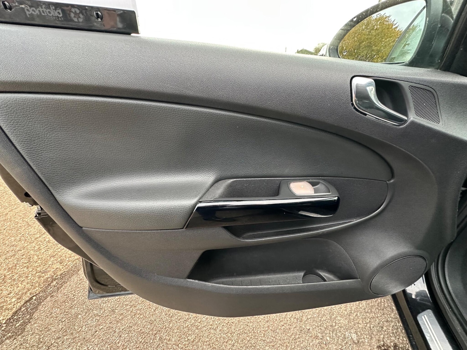 Used Vauxhall Corsa 2013 for sale - 75990105: Photo 25