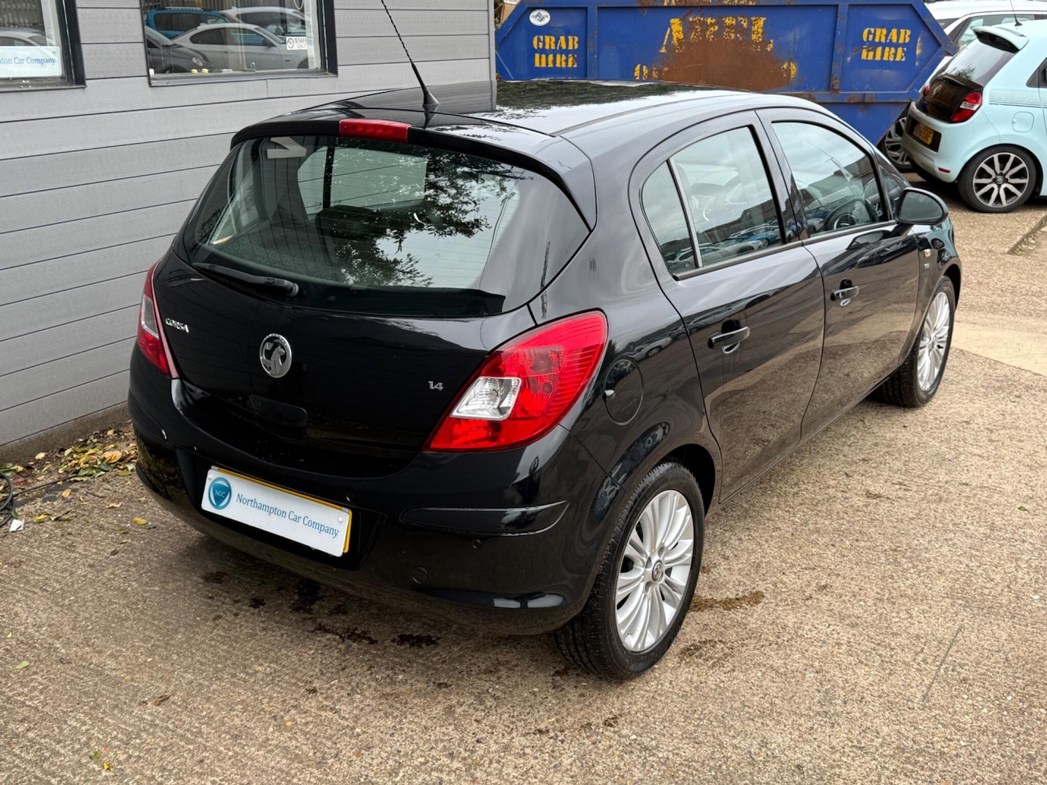 Used Vauxhall Corsa 2013 for sale - 75990105: Photo 8