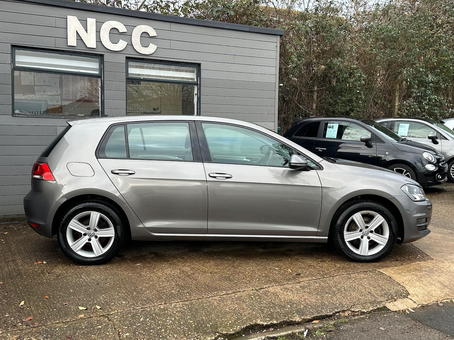 Used Volkswagen Golf for sale - 77396522: Photo 7