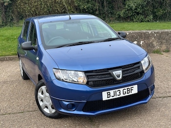 Used Dacia Sandero 2013 for sale - 77824882: Photo