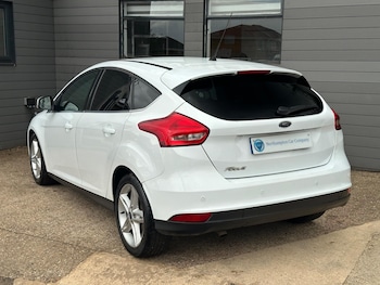 Used Ford Focus 2016 for sale - 75600428: Photo