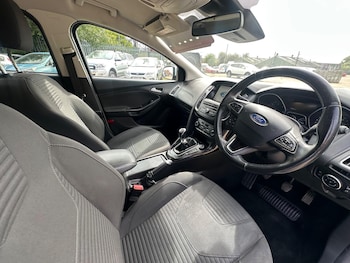 Used Ford Focus 2016 for sale - 75600428: Photo