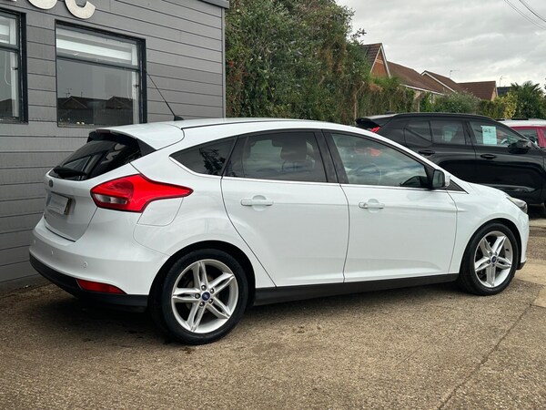 Used Ford Focus 2016 for sale - 75600428: Photo 8