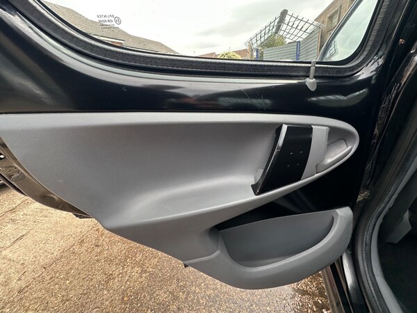 Used Citroen C1 2010 for sale - 76314974: Photo 30