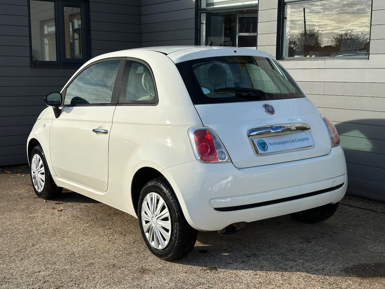 Used Fiat 500 2010 for sale - 76122362: Photo 2
