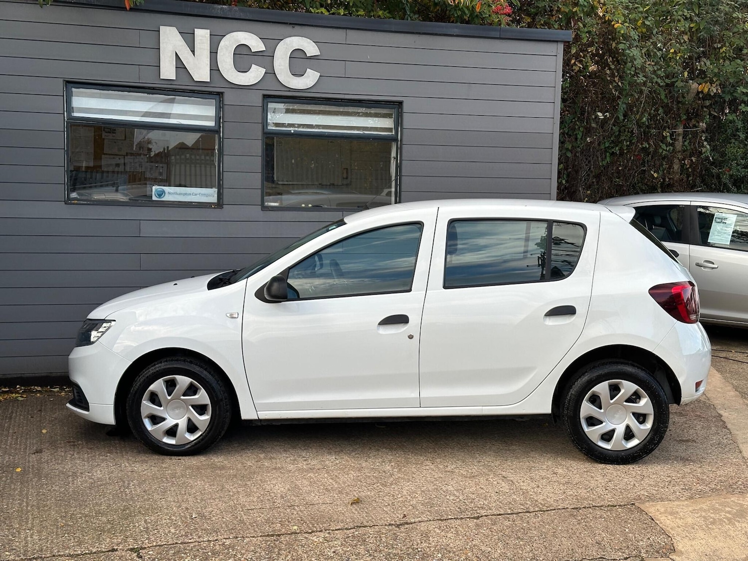 Used Dacia Sandero 2020 for sale - 76360949: Photo 14