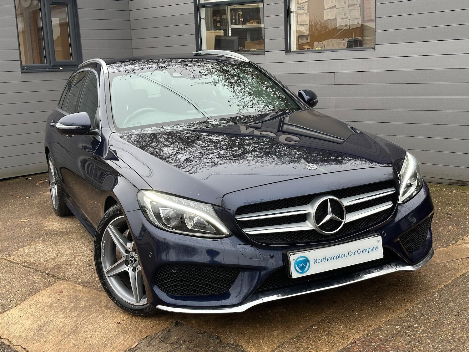 Used Mercedes-Benz C Class 2018 for sale - 77119902: Photo 3