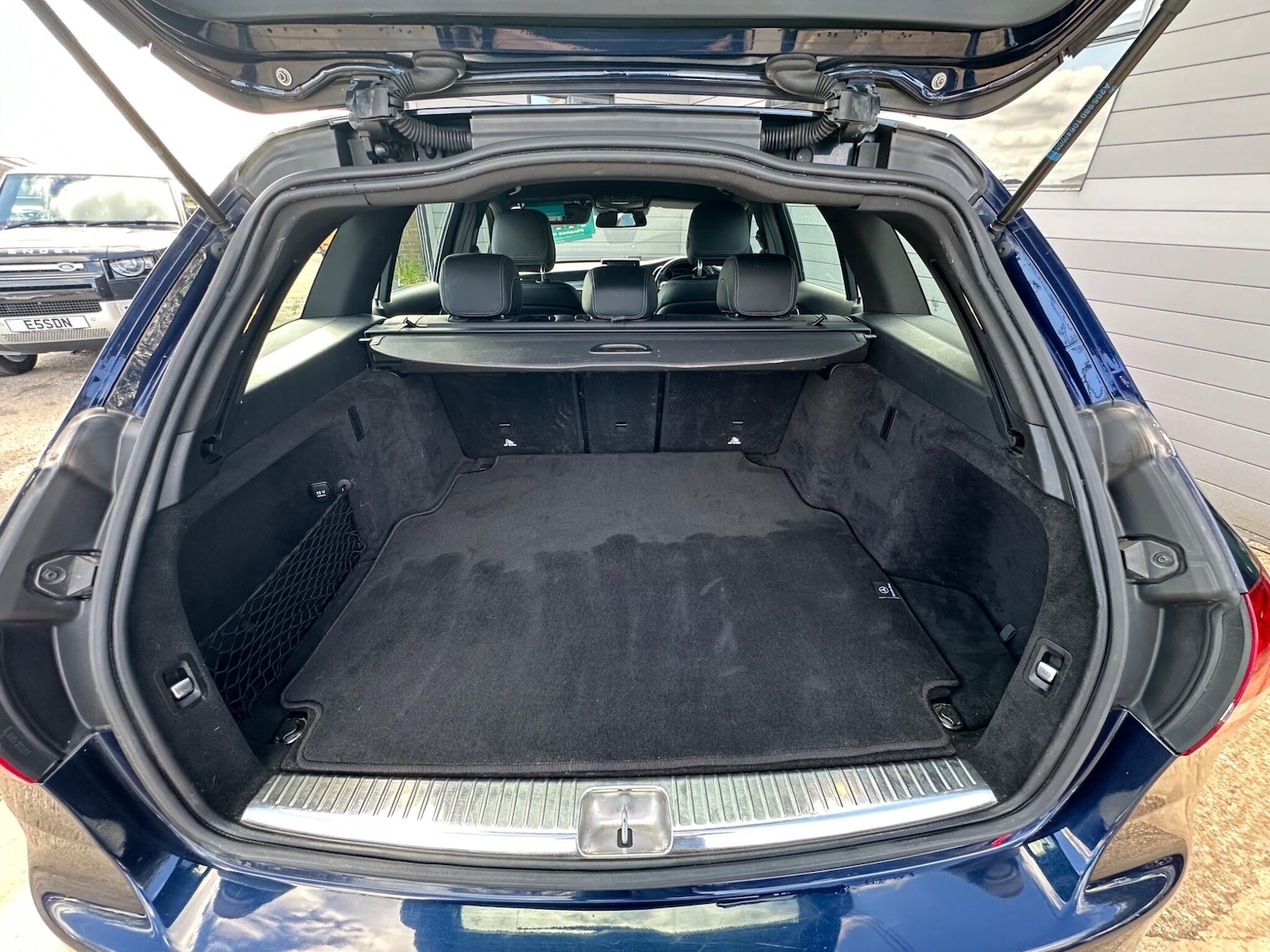 Used Mercedes-Benz C Class 2018 for sale - 77119902: Photo 31