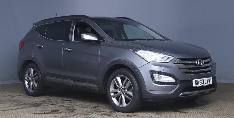Used Hyundai Santa Fe 2013 for sale - 77683385: Photo 1