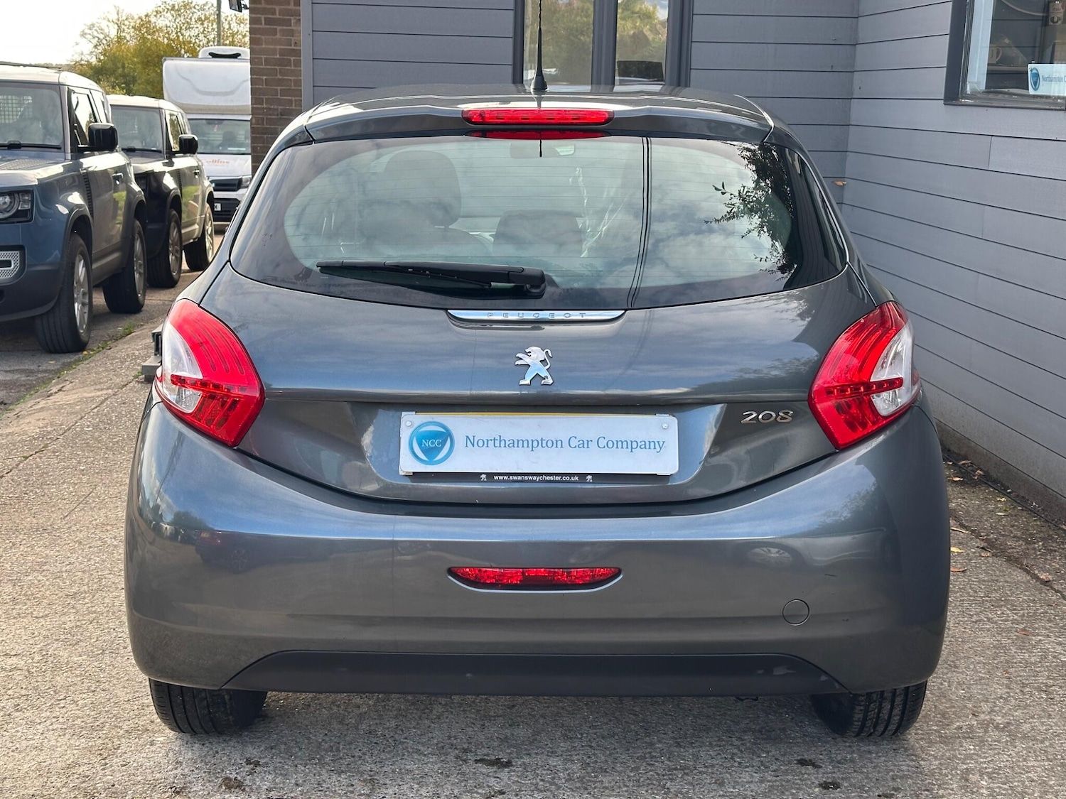 Used Peugeot 208 2013 for sale - 76151279: Photo 10