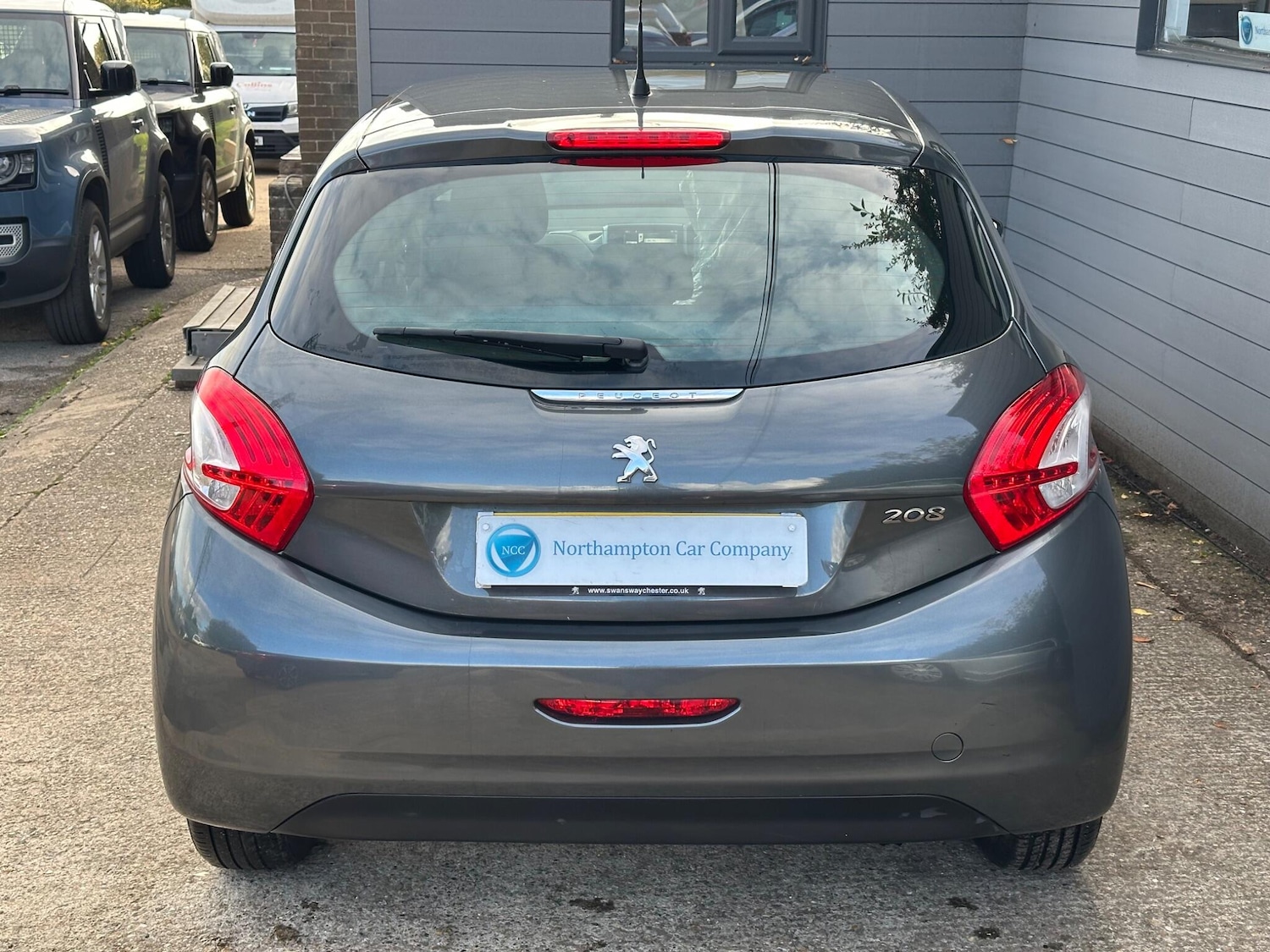 Used Peugeot 208 2013 for sale - 76151279: Photo 11