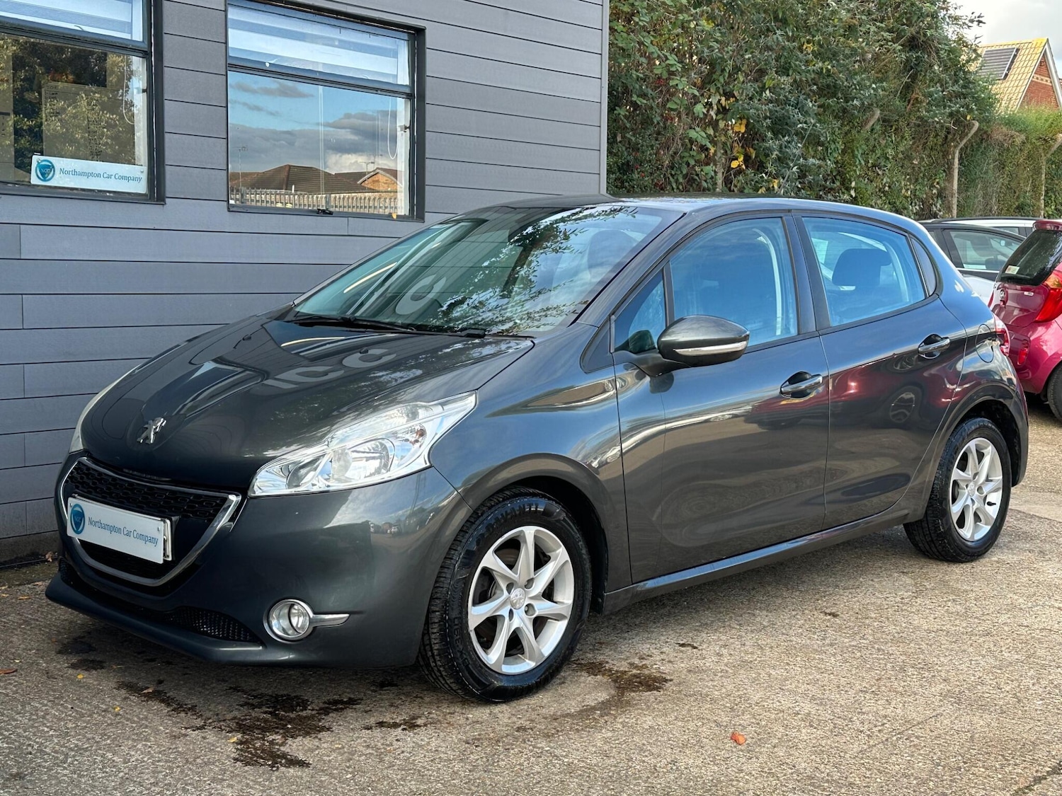 Used Peugeot 208 2013 for sale - 76151279: Photo 16