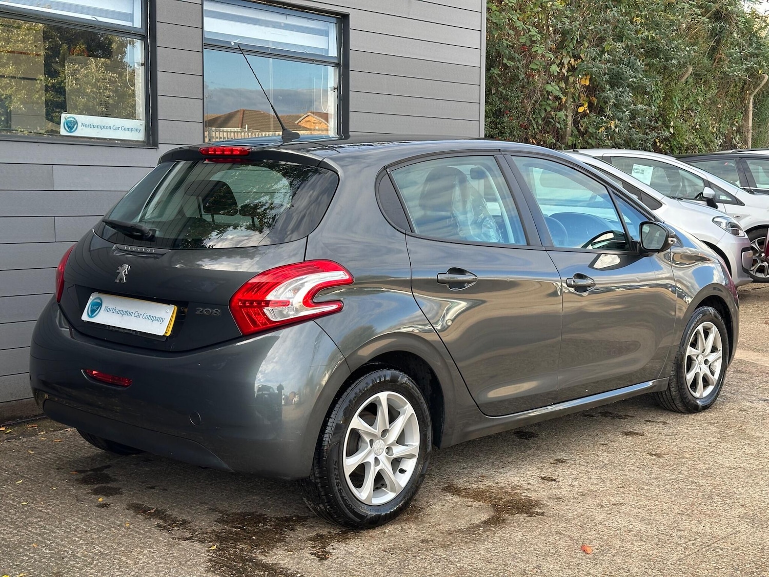 Used Peugeot 208 2013 for sale - 76151279: Photo 9