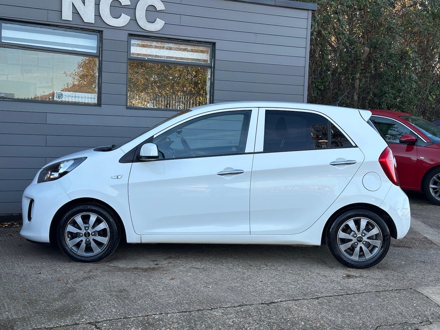 Used Kia Picanto 2016 for sale - 76992203: Photo 14