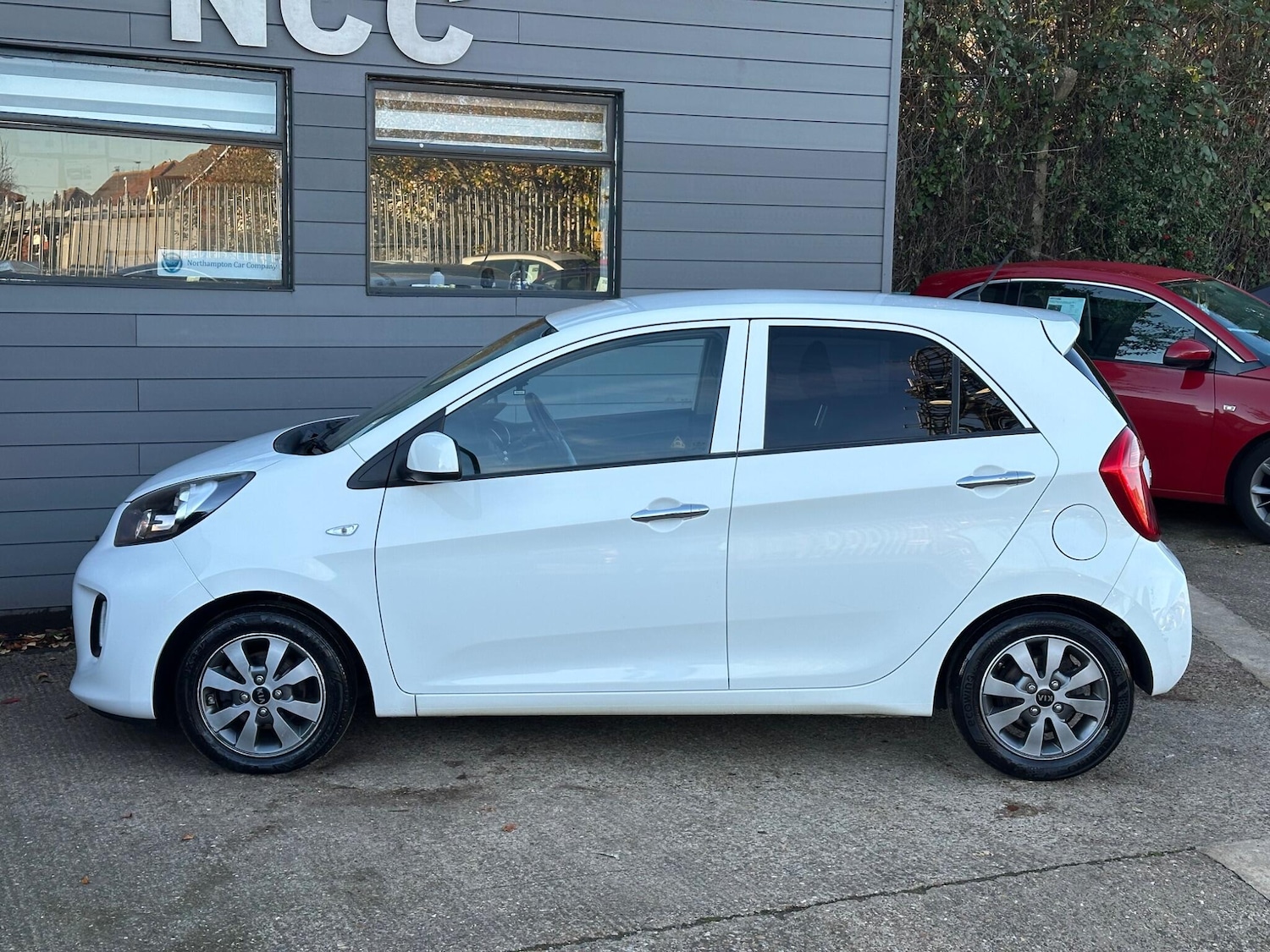 Used Kia Picanto 2016 for sale - 76992203: Photo 15