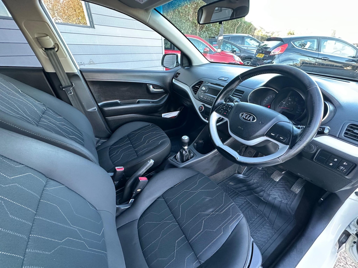 Used Kia Picanto 2016 for sale - 76992203: Photo 21