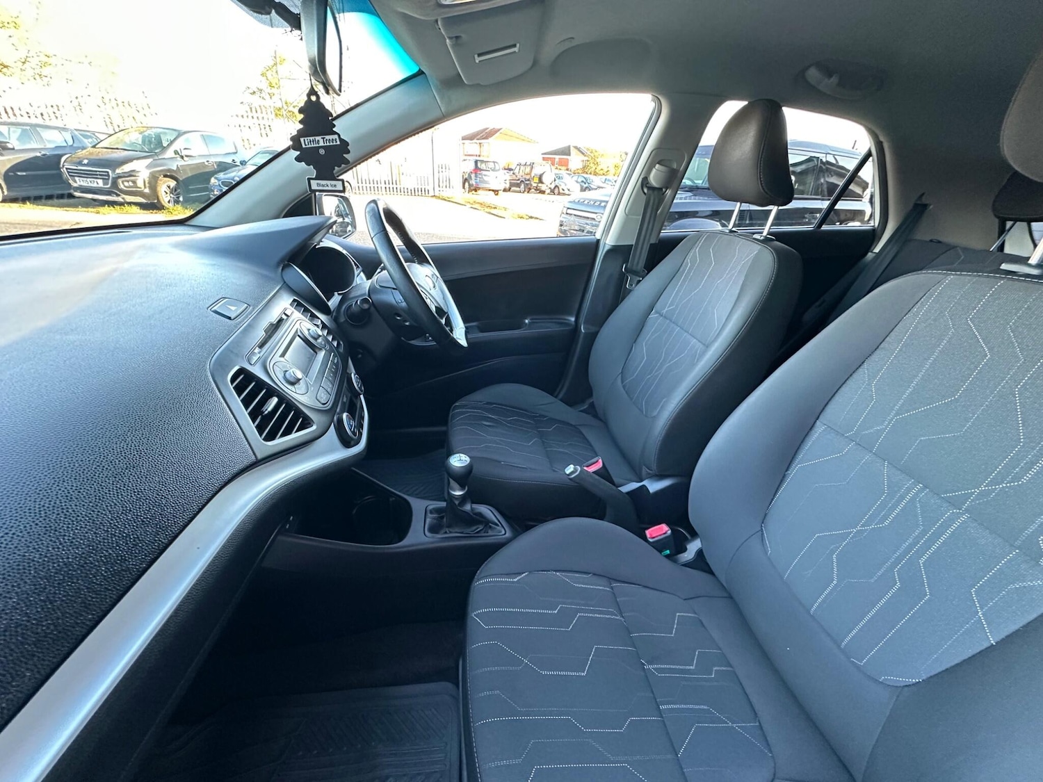 Used Kia Picanto 2016 for sale - 76992203: Photo 24