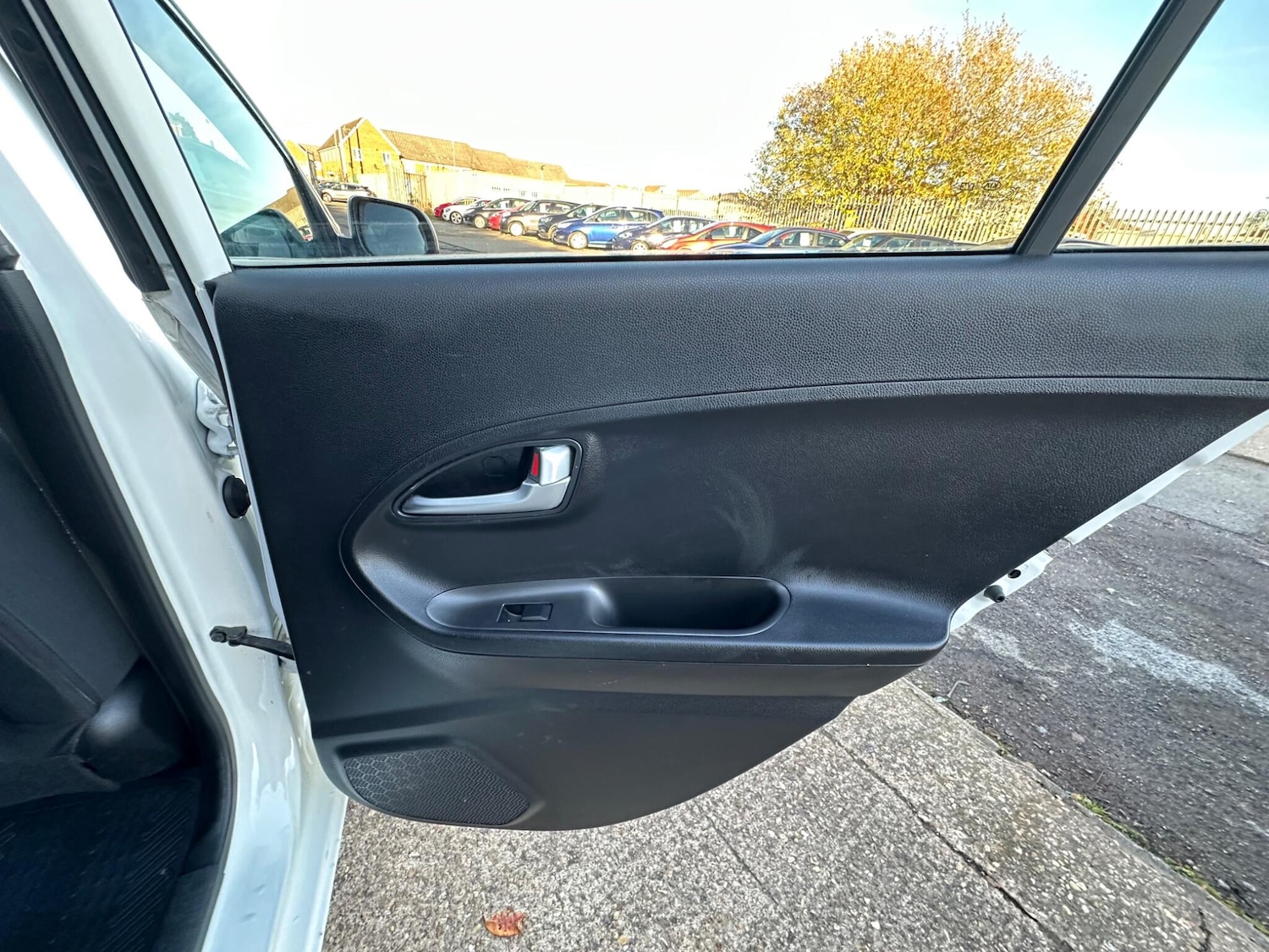 Used Kia Picanto 2016 for sale - 76992203: Photo 30