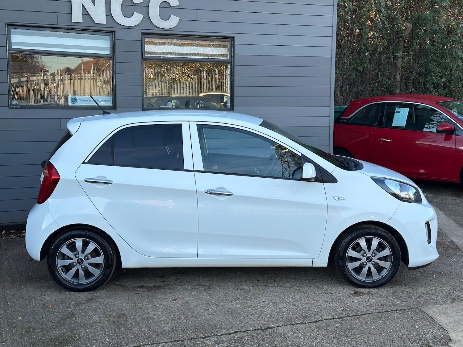 Used Kia Picanto 2016 for sale - 76992203: Photo 6