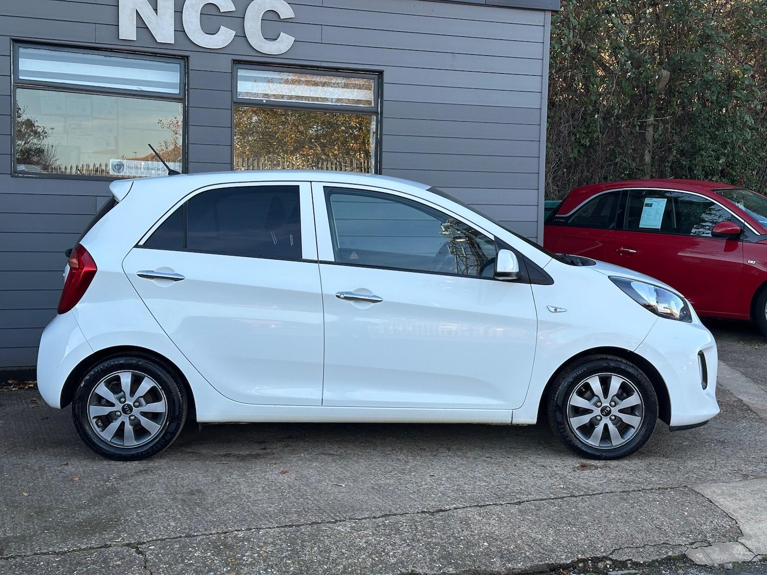 Used Kia Picanto 2016 for sale - 76992203: Photo 7