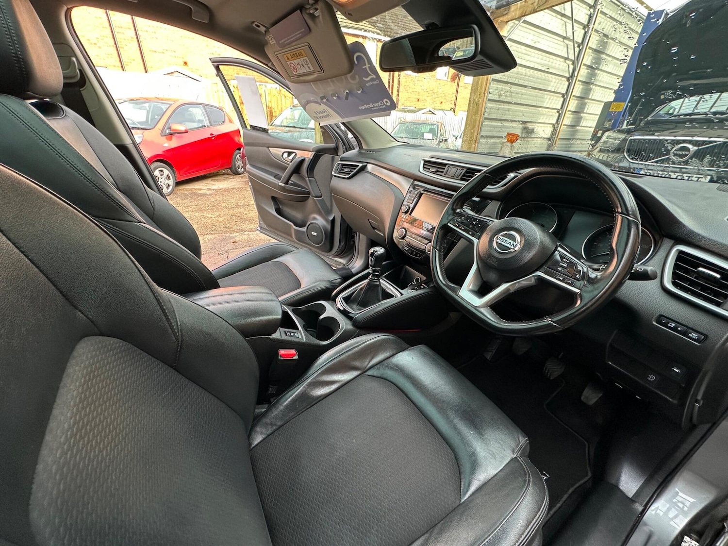 Used Nissan Qashqai 2018 for sale - 76953549: Photo 3