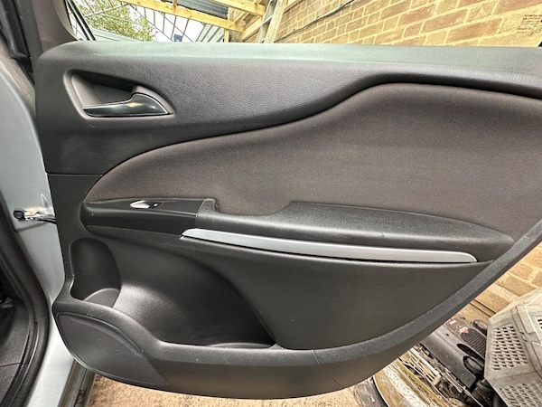 Used Vauxhall Zafira Tourer 2012 for sale - 75809456: Photo 31