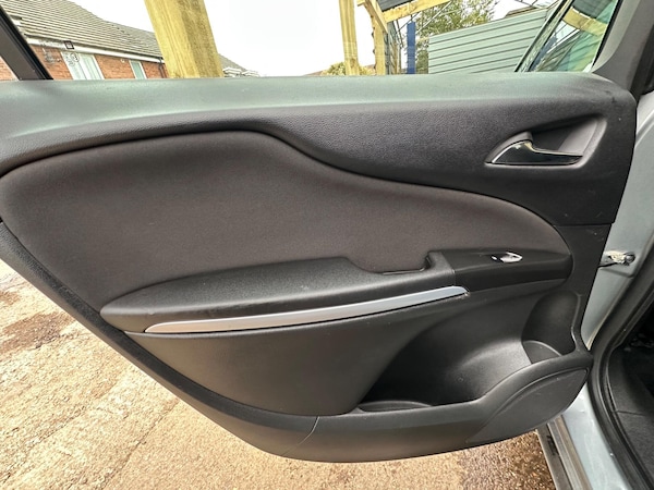 Used Vauxhall Zafira Tourer 2012 for sale - 75809456: Photo 32