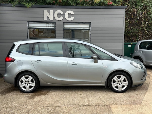Used Vauxhall Zafira Tourer 2012 for sale - 75809456: Photo 4