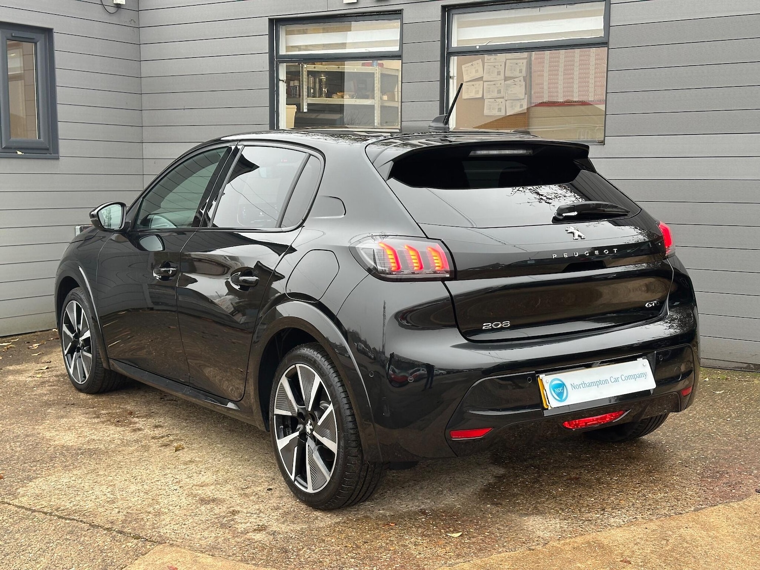 Used Peugeot E-208 2020 for sale - 77120293: Photo 13