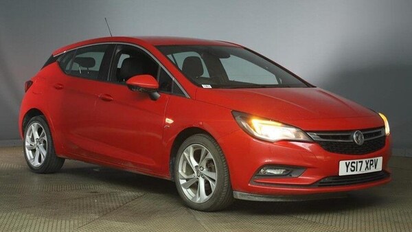Used Vauxhall Astra 2017 for sale - 75696557: Photo 1